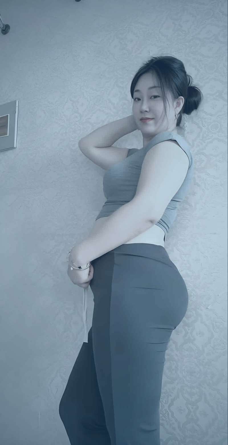 西瓜视频五分钟看懂相对论知识科普中黑洞合并动画截图